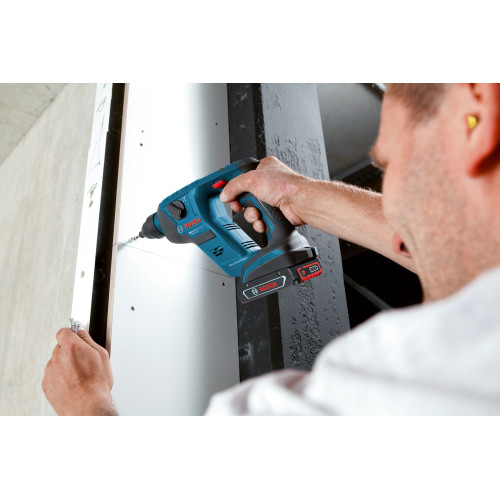 Аккумуляторный перфоратор Li-Ion 18 В, Bosch GBH 18 V-LI Compact (L-Boxx) 0611905308